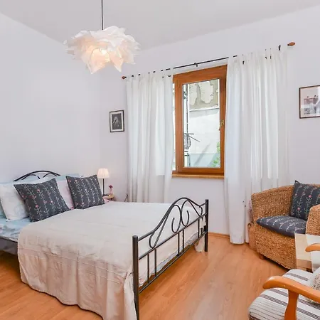 Shik & Chic One Bedroom Graf Ignatiev X Shishman Corner By Flat Mаnager Apartment