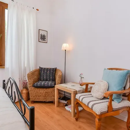 Апартамент Shik & Chic One Bedroom Graf Ignatiev X Shishman Corner By Flat Mаnager *